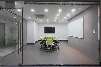 Hotel apartamentowy Tov & 3*