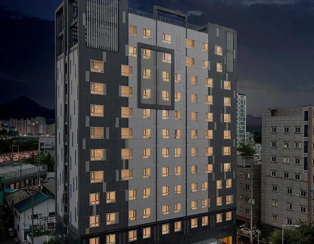 Tov & 公寓式飯店